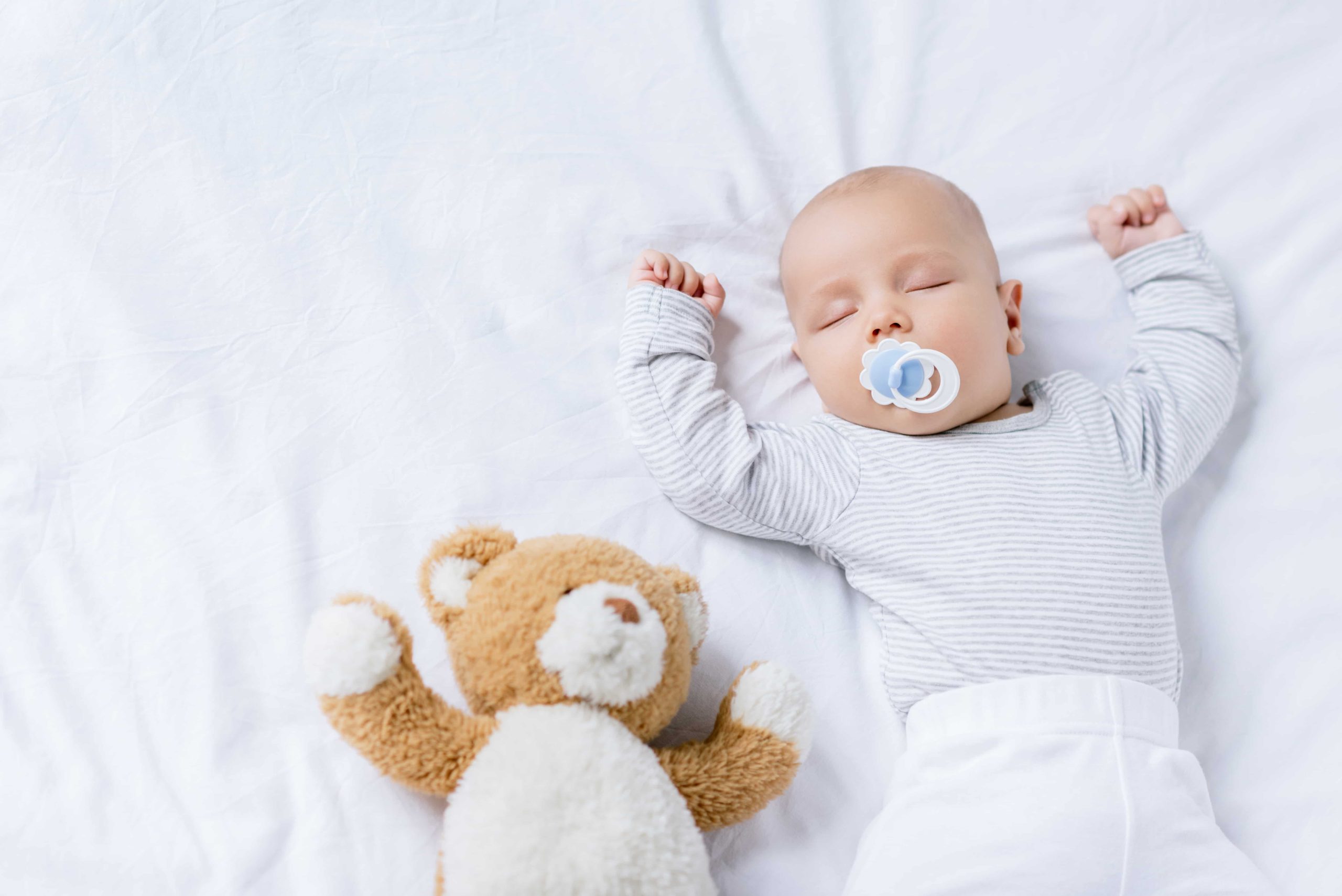 Bruits blancs : comment favorisent-ils le sommeil des bébés ?