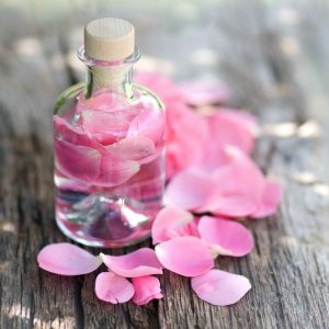 eau de rose bienfaits visage