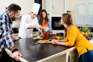 L’impact du cuisinier à domicile sur le quotidien des clients
